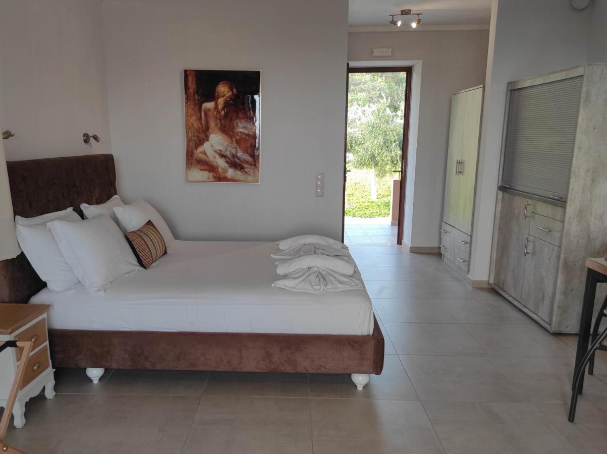 Castro Elafonisos Hotell Exteriör bild