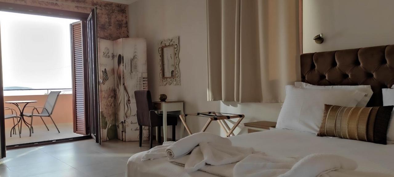 Castro Elafonisos Hotell Exteriör bild